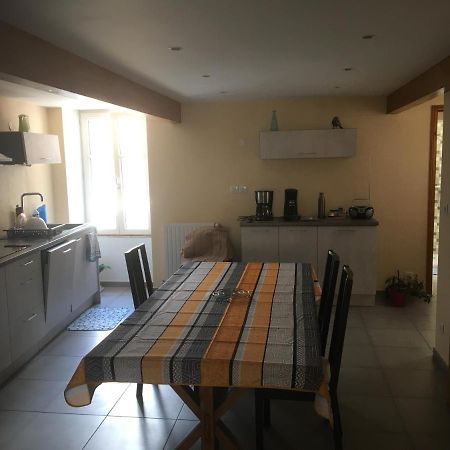Chambre Familiale Chez L Habitant Loriol-sur-Drome Zewnętrze zdjęcie